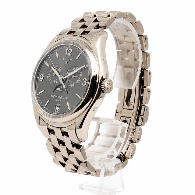 Patek Philippe Complications 5146/1G-010 Image 2